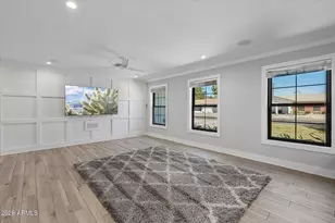 4627 E Wilshire Dr, Phoenix, AZ 85008 - Photo 4