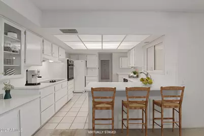 9302 W Spanish Moss Lane, Sun City, AZ 85373 - Photo 10