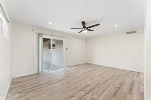 1723 N 42nd St, Phoenix, AZ 85008 - Photo 22