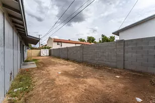 1723 N 42nd St, Phoenix, AZ 85008 - Photo 42