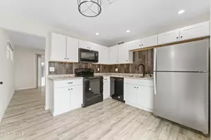 1723 N 42nd St, Phoenix, AZ 85008 - Photo 26