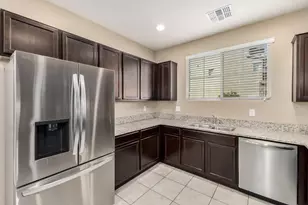 7742 W Palm Ln, Phoenix, AZ 85035 - Photo 14