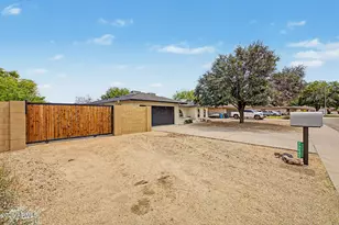 10845 N 34th St, Phoenix, AZ 85028 - Photo 4