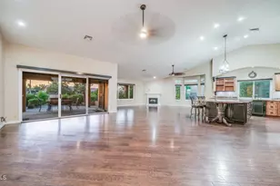 8756 W Rockwood Dr, Peoria, AZ 85382 - Photo 10