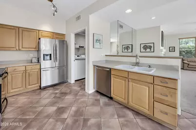 15221 N Clubgate Drive #1040, Scottsdale, AZ 85254 - Photo 14