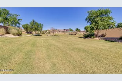 23754 W Hess Avenue, Buckeye, AZ 85326 - Photo 24