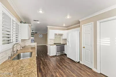 11450 W Virginia Avenue, Avondale, AZ 85392 - Photo 16