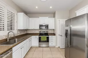 2102 E Yellowstone Pl, Chandler, AZ 85249 - Photo 10
