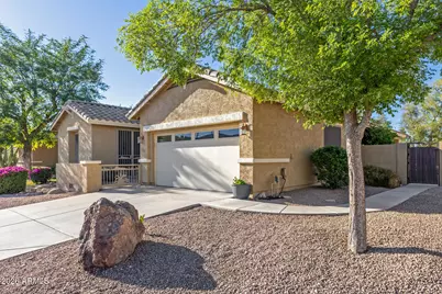 2102 E Yellowstone Place, Chandler, AZ 85249 - Photo 2