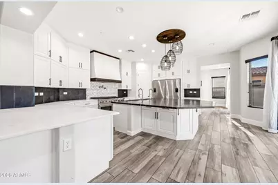 17962 W Montecito Avenue, Goodyear, AZ 85395 - Photo 10