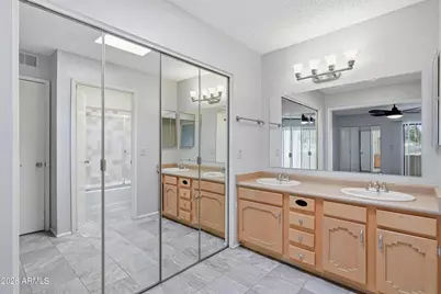 850 S River Drive #1054, Tempe, AZ 85281 - Photo 12