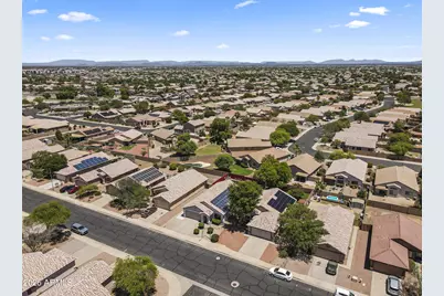 14211 N 149th Drive N, Surprise, AZ 85379 - Photo 4