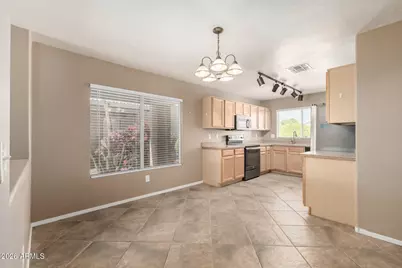 15351 W Port Royale Lane, Surprise, AZ 85379 - Photo 20