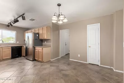 15351 W Port Royale Lane, Surprise, AZ 85379 - Photo 22