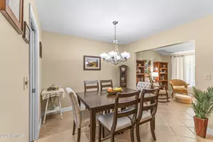 10410 W Floriade Dr, Sun City, AZ 85351 - Photo 18