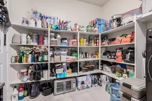 18434 W Chama Dr, Surprise, AZ 85387 - Photo 10