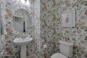 16925 W Cypress St, Goodyear, AZ 85395 - Photo 18