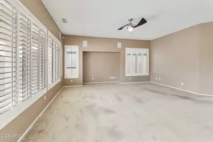 6792 W Linda Ln, Chandler, AZ 85226 - Photo 8