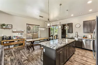 321 W Owens Street, Show Low, AZ 85901 - Photo 10