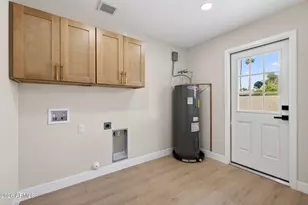 902 E 10th Pl, Mesa, AZ 85203 - Photo 36