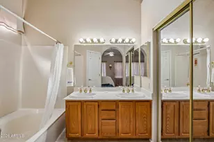 1 W Cochise Dr, Phoenix, AZ 85021 - Photo 12