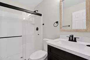 2355 W Waltann Ln, Phoenix, AZ 85023 - Photo 24