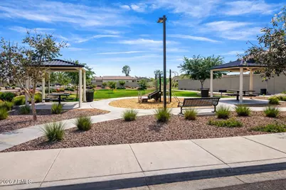 12712 W Midway Avenue, Glendale, AZ 85307 - Photo 42