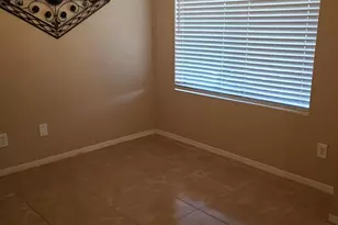 9626 W Mountain View Rd, Peoria, AZ 85345 - Photo 4