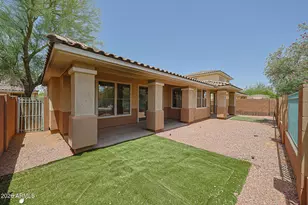 13557 W Cypress St, Goodyear, AZ 85395 - Photo 16