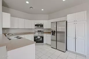 13557 W Cypress St, Goodyear, AZ 85395 - Photo 4