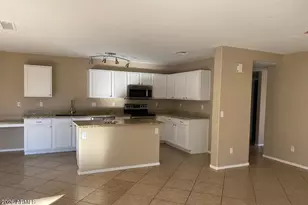 3427 E Derringer Way, Gilbert, AZ 85297 - Photo 4