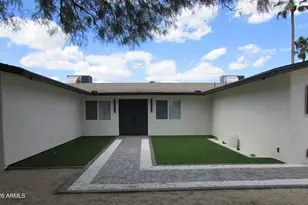 9402 N 18th Street N, Phoenix, AZ 85020 - Photo 2