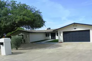 9402 N 18th Street N, Phoenix, AZ 85020 - Photo 2