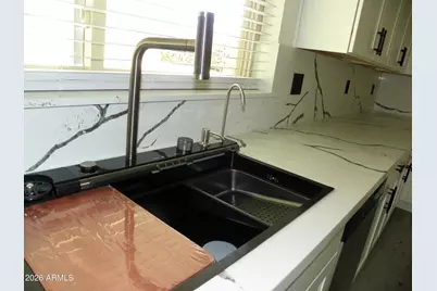 9402 N 18th Street N, Phoenix, AZ 85020 - Photo 54