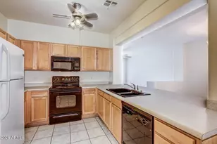 805 S Sycamore St, Mesa, AZ 85202 - Photo 6