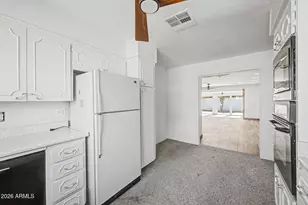 7729 E Rancho Vista Dr, Scottsdale, AZ 85251 - Photo 14