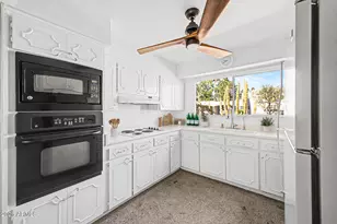 7729 E Rancho Vista Dr, Scottsdale, AZ 85251 - Photo 14