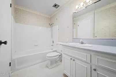 7729 E Rancho Vista Drive, Scottsdale, AZ 85251 - Photo 24