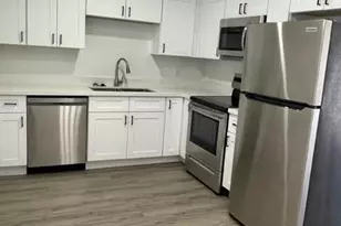 830 E Turney Ave, Phoenix, AZ 85014 - Photo 8