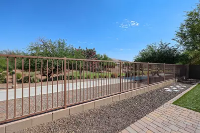 12226 W Locust Lane, Avondale, AZ 85323 - Photo 16