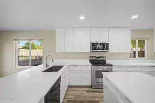 21961 N 69th Ave, Glendale, AZ 85310 - Photo 12