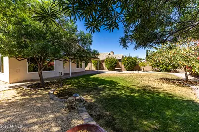 21961 N 69th Avenue, Glendale, AZ 85310 - Photo 32