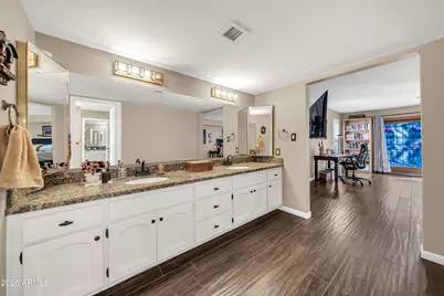 1121 W Aster Drive, Phoenix, AZ 85029 - Photo 34