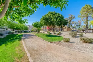 2170 W Harmont Dr, Phoenix, AZ 85021 - Photo 28