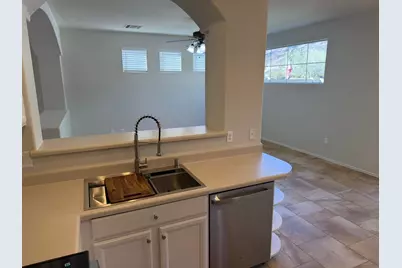 226 W Mountain Sage Drive, Phoenix, AZ 85045 - Photo 8