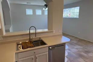 226 W Mountain Sage Dr, Phoenix, AZ 85045 - Photo 8