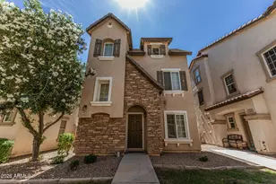 1356 S Sabino Dr, Gilbert, AZ 85296 - Photo 1