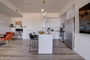 7300 E Earll Dr, Scottsdale, AZ 85251 - Photo 4