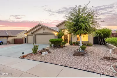 136 N 236th Avenue, Buckeye, AZ 85396 - Photo 4