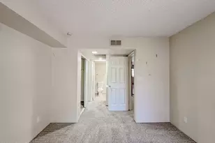 3535 W Tierra Buena Ln, Phoenix, AZ 85053 - Photo 20